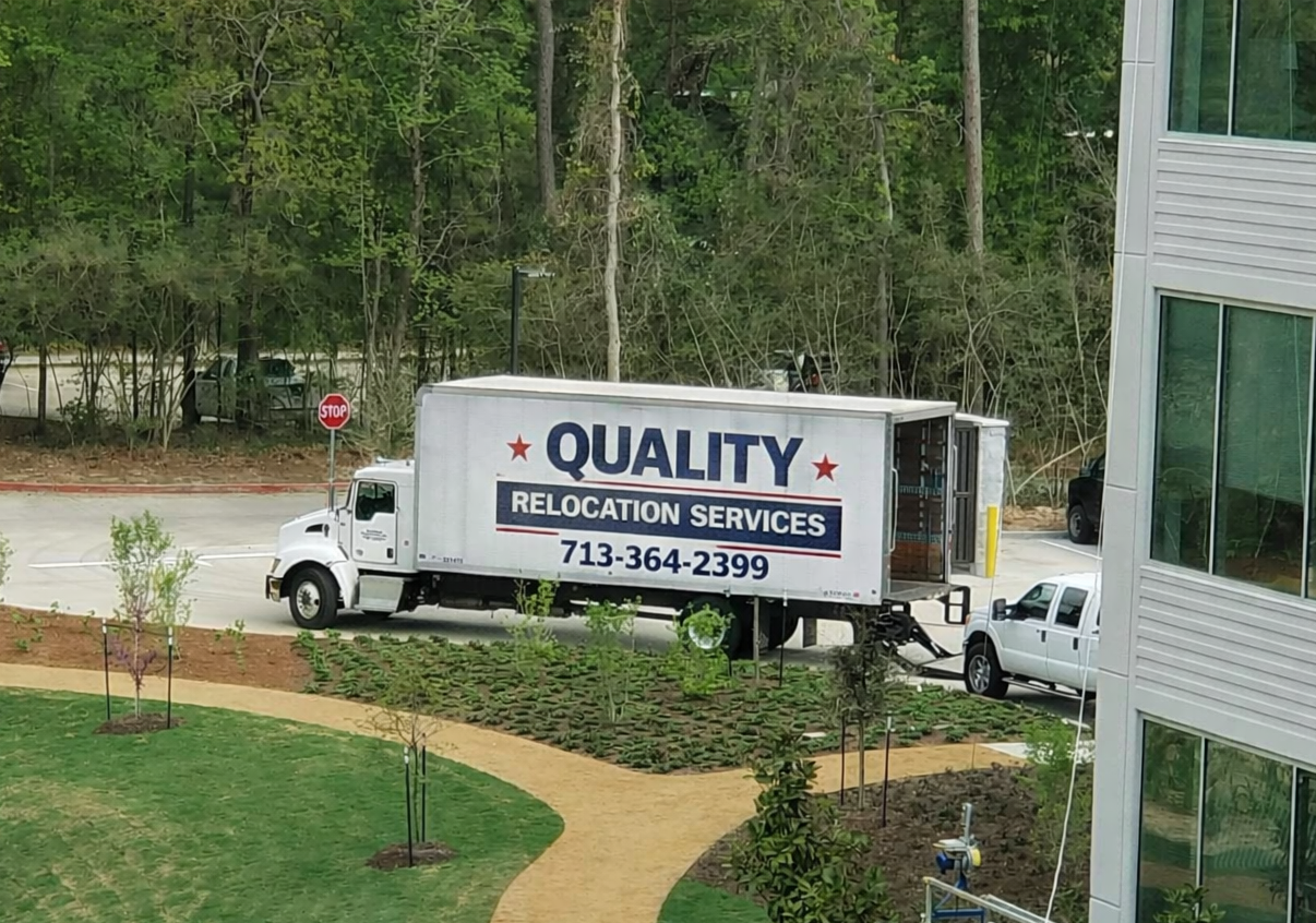 QRS moving truck